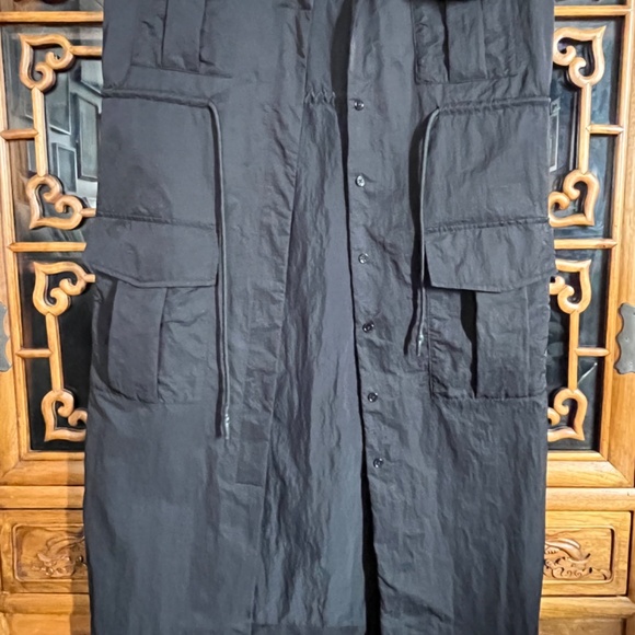 Simons Icone (S) black nylon utility vest, with pockets, like new condition. - Picture 3 of 9